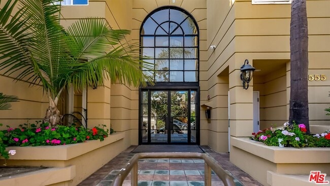 Photo - 10555 Ashton Ave Unit 201