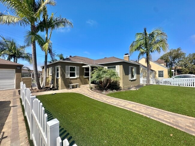 Meticulously Upgraded Single Family Home P... - Meticulously Upgraded Single Family Home P...