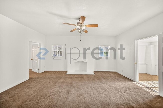 Photo - 4062 S Budlong Ave