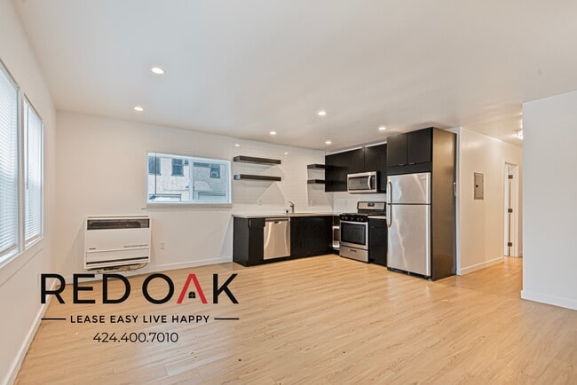 Photo - 3152 James M Wood Blvd Unit 3148