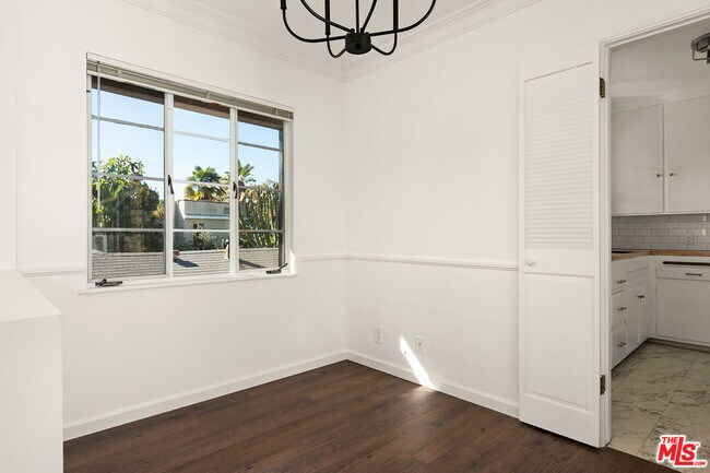 Photo - 9220 Beverly Blvd Unit 1/2