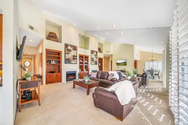 Photo - 54780 Shoal Creek