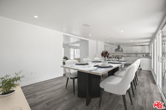 Photo - 23046 Leonora Dr