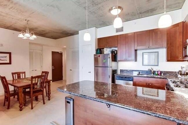 Photo - Beautiful 2 bedroom 2 bath in The Cortez B...