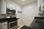 Photo - 11107 La Maida St Unit 103
