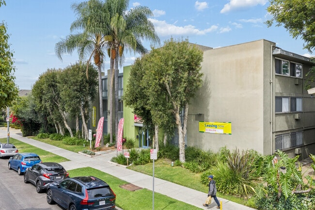 Building Photo - Mardette Apartments