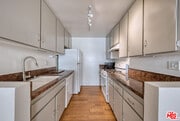 Photo - 1524 Berkeley St Condo