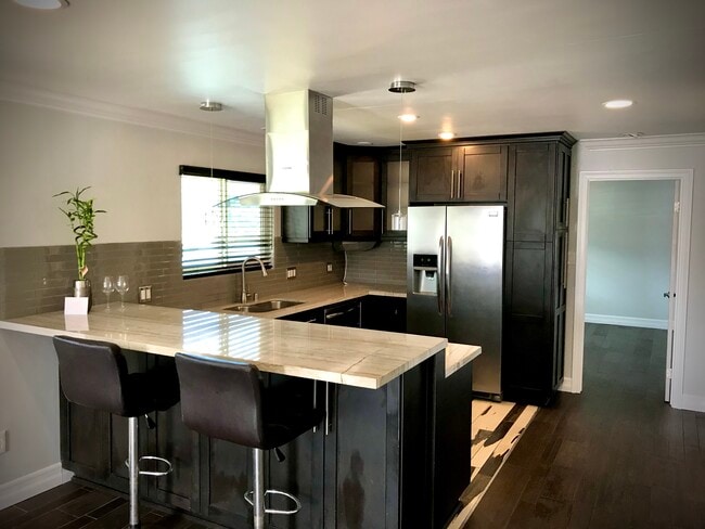 Photo - 695 Chula Vista St Unit 1