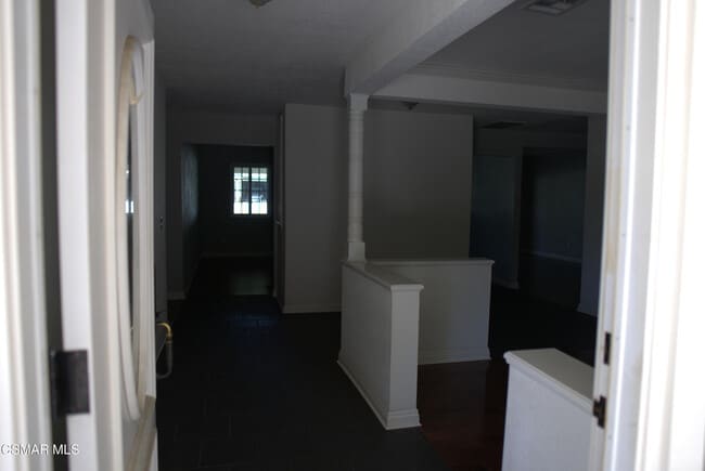 Photo - 4865 Leeds St