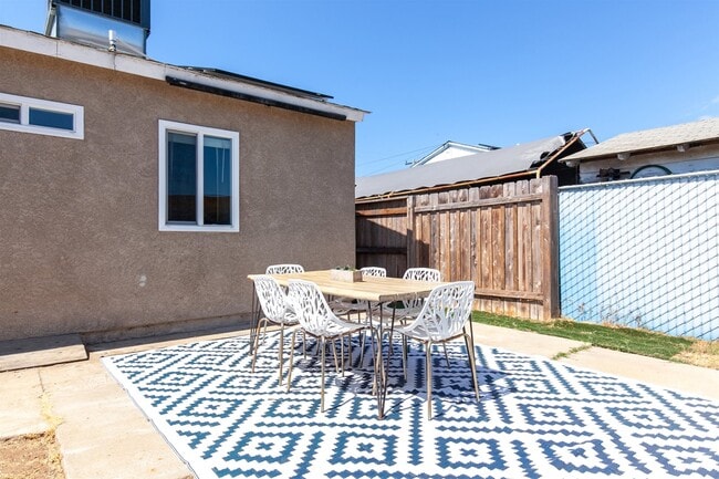 Photo - 2039 O Ave Unit O house