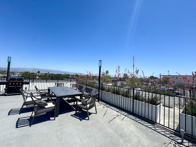 Photo - Eton View Apartments