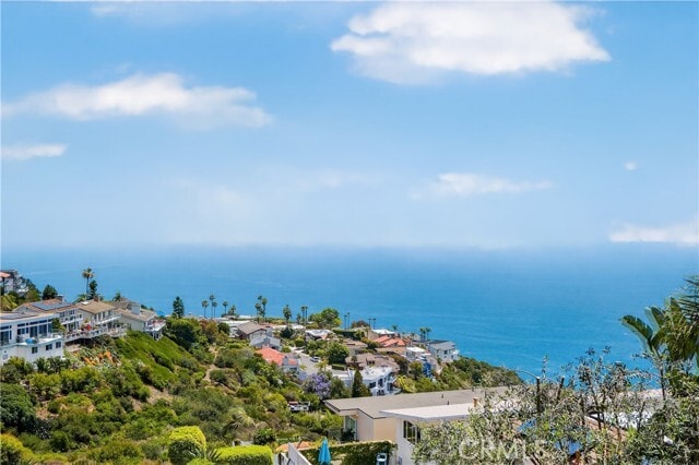 Photo - 855 Santa Ana St