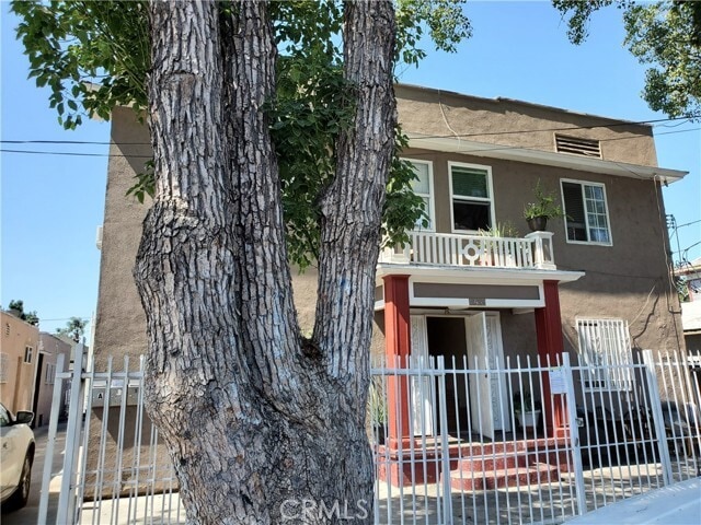 Building Photo - 166 E 36th Pl Unit G