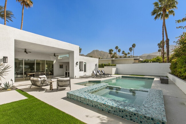 Photo - 45635 Camino Del Rey