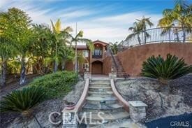 Photo - 2440 Los Alisos Dr