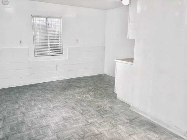 Photo - 13801 S Vermont Ave