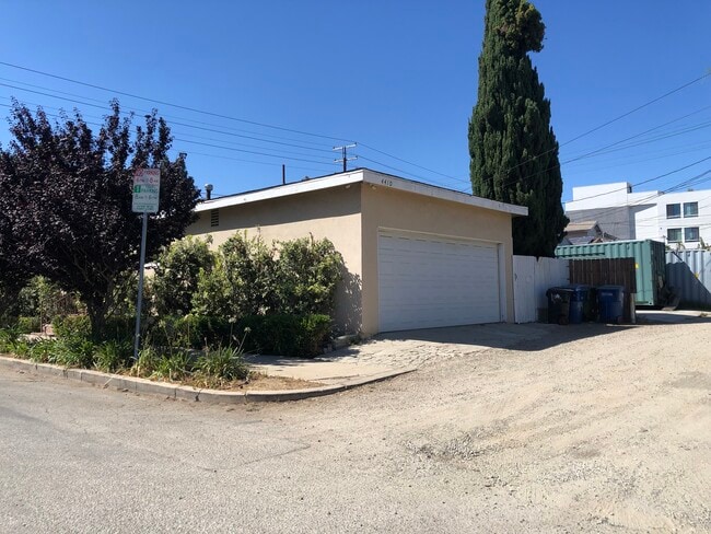 Photo - 4410 Dawes Ave