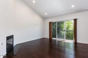 Photo - 300 S Mentor Ave