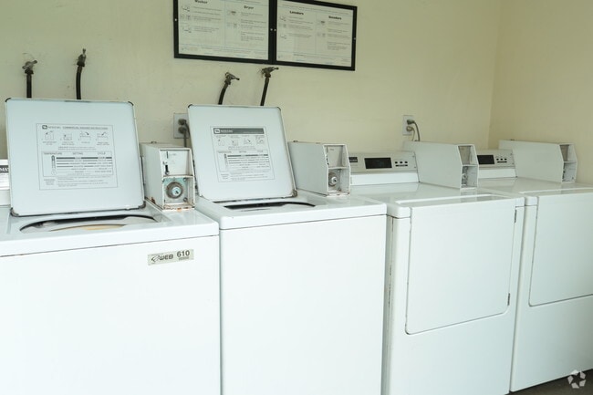 Photo - 4737 Artesia Blvd