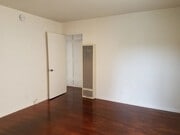 Photo - 4021 1/2 McLaughlin Ave