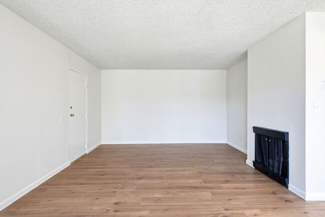 Photo - FIRST FLOOR 2BR + 2BA CONDO IN PASADENA! Unit 101