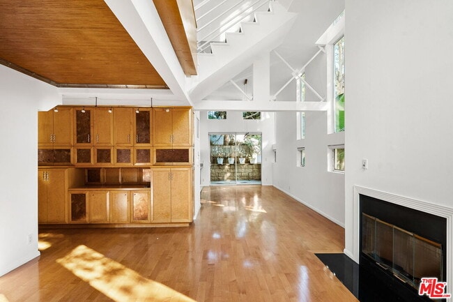 Photo - 1011 Pacific St Unit 1