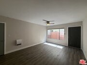 Photo - 1625 Franklin St Apartment Unit B
