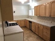 Kitchen - 4105 Scott St House