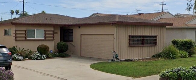 Photo - 16926 Kornblum Ave House