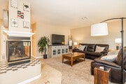 Photo - 1585 Ionian St