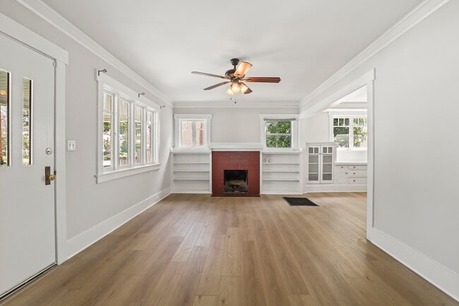 Living Room - 490 MacDonald St