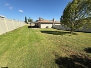 Photo - 3424 Pickwick St