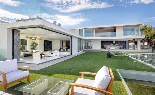 Photo - 2110 Hercules Dr