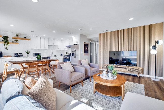 Photo - 2361 Gonzaga Ln