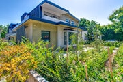 Photo - 370 N San Vicente Blvd House
