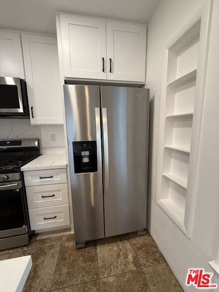 Photo - 2037 Stewart St