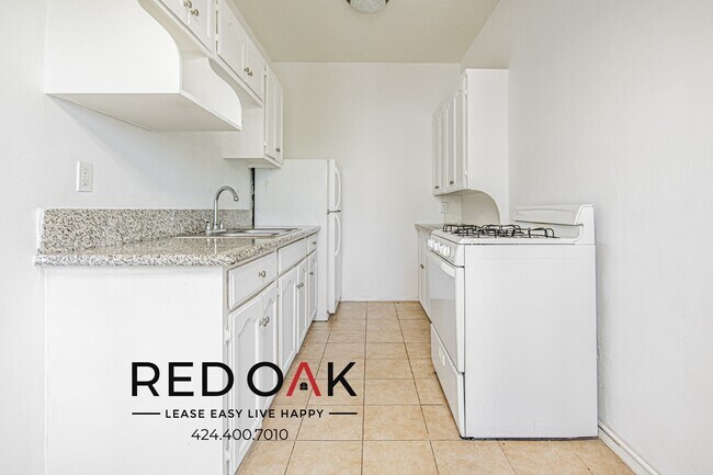 Photo - 1405 S Berendo St Unit 207