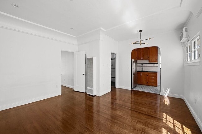 Photo - 639 N Spaulding Ave Unit 641.25