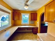 Photo - Beautiful 3 Bedroom Cottage in Kensington ... House