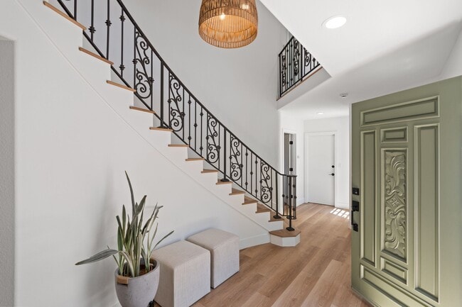 Photo - 6803 El Fuerte St