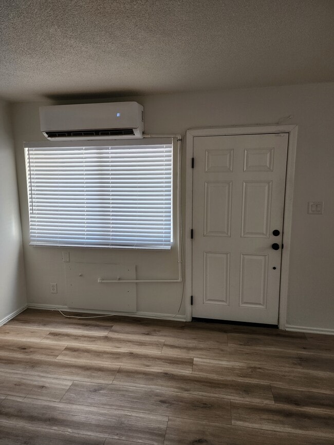 Photo - 1170 Fountain St Unit 6