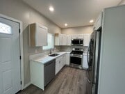 Photo - 4BD/2BA on Montezuma, Nice Patio!