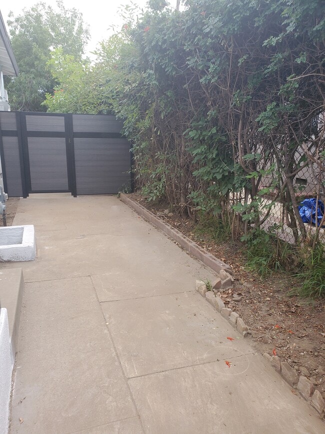 Photo - 14758 Stare St Unit Modern Abode