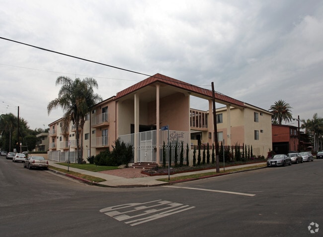 Primary Photo - 1560 S. Saltair Ave. Los Angeles, CA. 90025