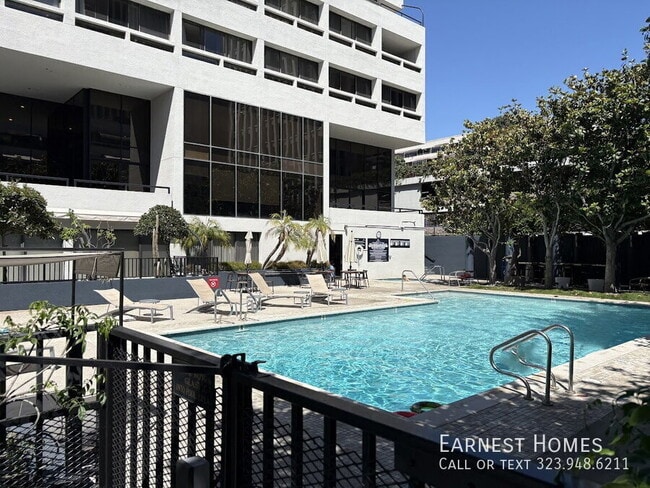 Photo - 880 W 1st St Condo