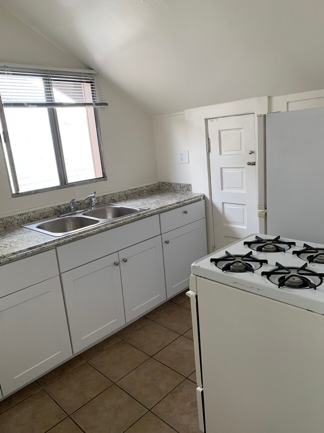 Photo - 56 N Lake Ave Unit Lake