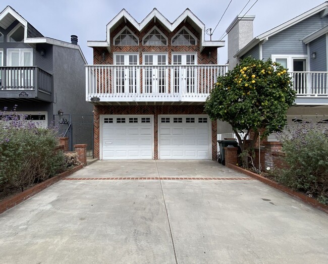 Building Photo - Golden Hills 3 Bdrm Home!