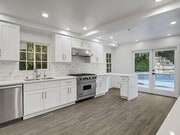 Photo - 1109 Pine Dr