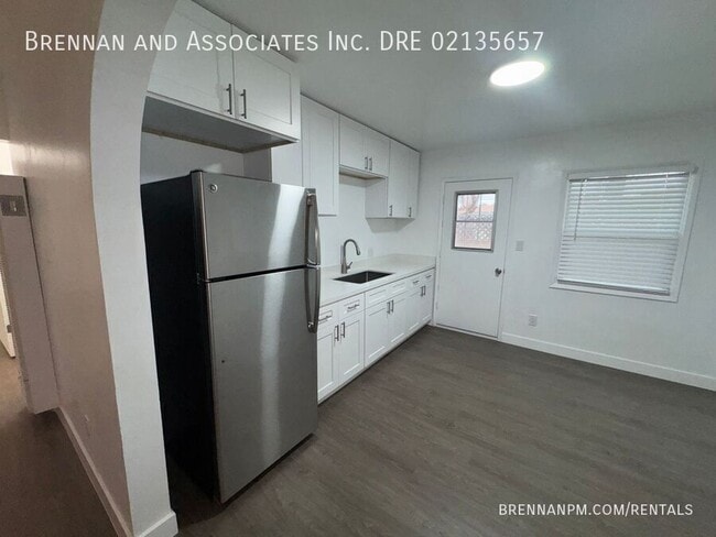 Photo - 511 Center St Unit #A