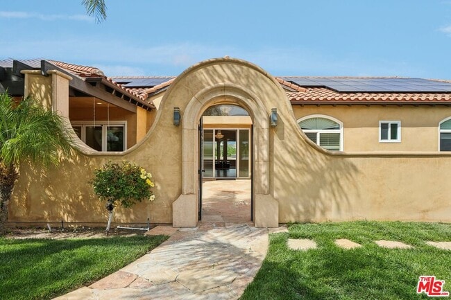 Photo - 27048 Triumph Ave